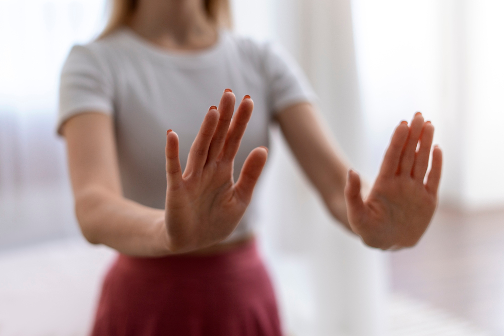 Gaslighting, przemoc emocjonalna i manipulacja – objawy, przyczyny, profilaktyka